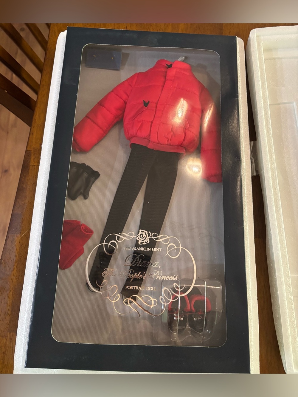 Franklin Mint Princess Diana Ski Suit Set New